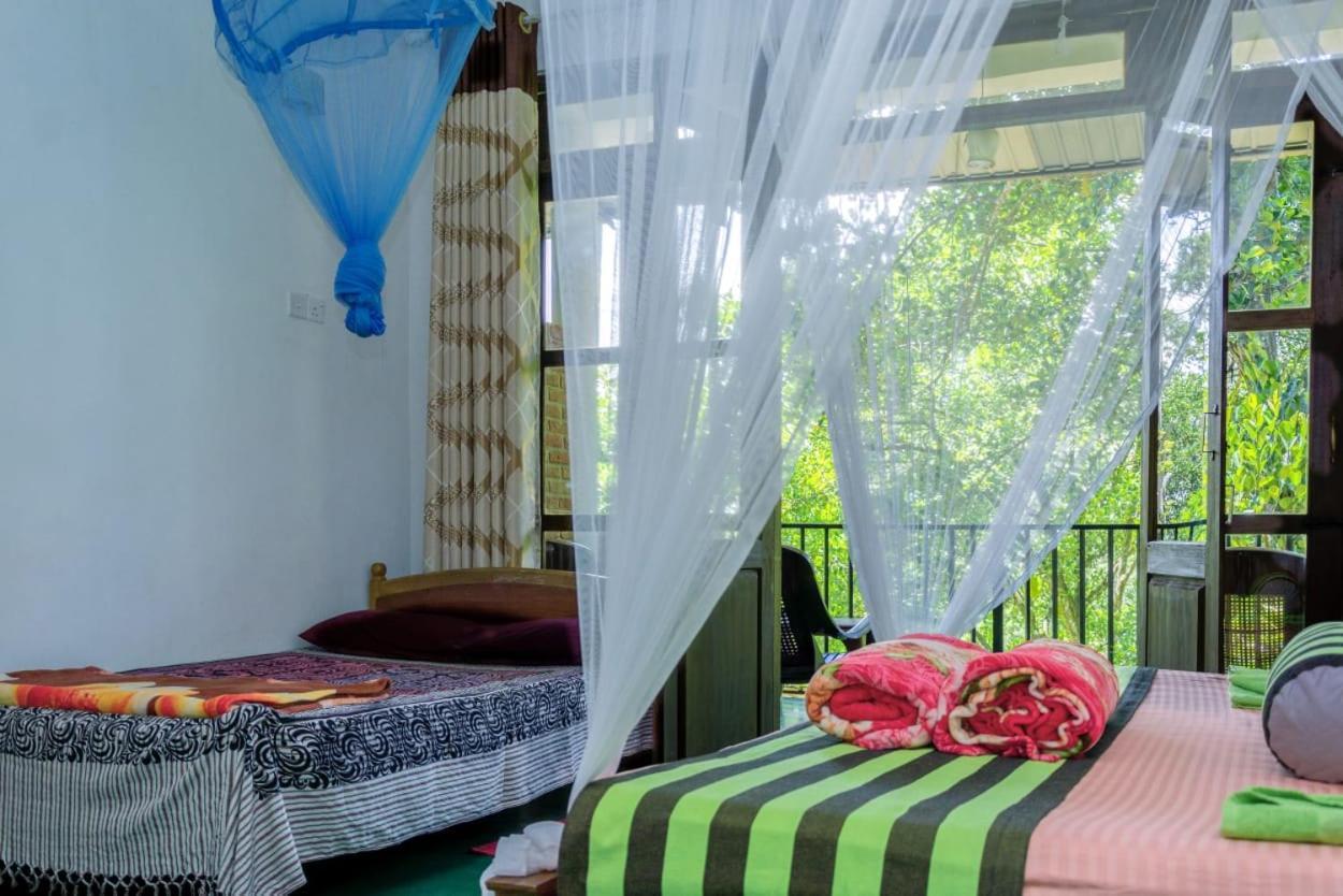 Udessa Rest Ella Apartment Bagian luar foto