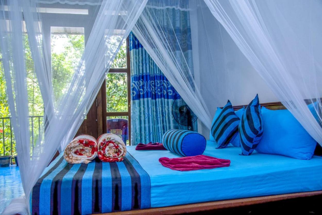 Udessa Rest Ella Apartment Bagian luar foto
