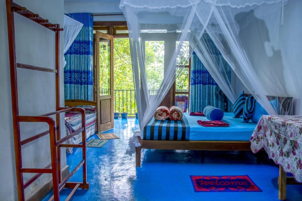 Udessa Rest Ella Apartment Bagian luar foto